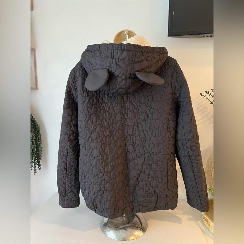 Disney women’s black Quilted Puffer Jacket - Picture 2 of 7